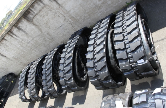 500x92x84W Op maat gemaakte goede kwaliteit graafmachine Rubber Crawler Rubber Track