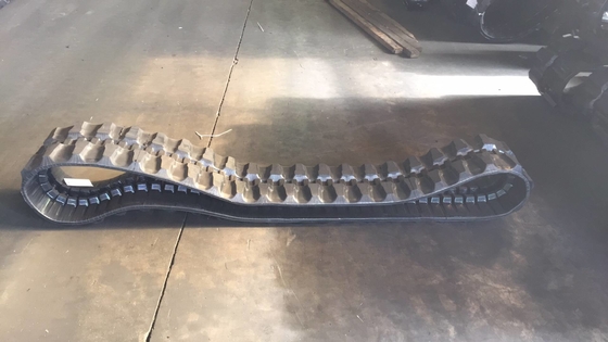 350/52.5/104 Horizontale boormachine rubberen spoor