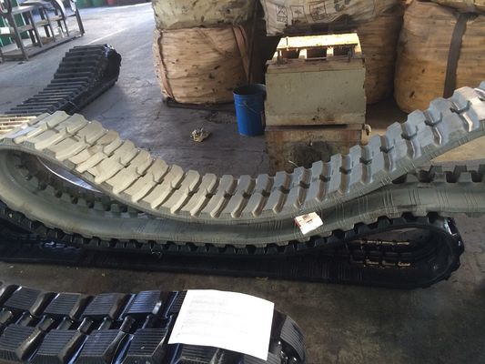 420x100x54 Block Tread Cralwer MX55 Graafmachine Rubber Track