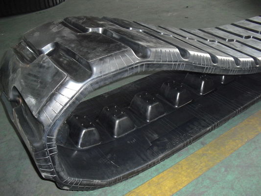 470x152.4x56 glad of gegraveerd patroon PF6110 Rubber Tracks Asfalt Paver Parts With 52 Links