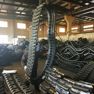 Fabrikant Rubber tracks FOR EXCAVATORS MINI DEGGERS Paver Farm tractor Robot