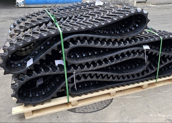 Rubberen spoor H280X72X47 met 40 mm hoog patroon voor de rangschikkingsmachine of de grasmaaier