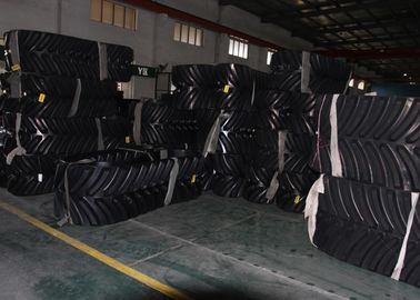 Rubber Track Caterpillar 30&quot; breed 762 x 152.4 x 66 past bij tractor Challenger MT845 MT865 MT845B MT865B MT845C MT865C MT835C MT835 MT855B MT855 MT875C
